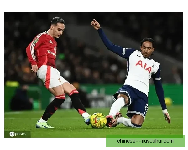 安东尼近亿欧转会曼联引爆足坛红魔豪购背后战术与商业双重豪赌局